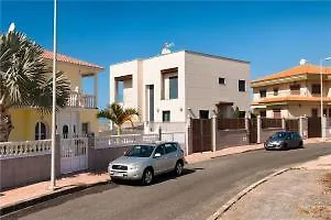 Отель Calle Oceano Pacifico,27 Holiday House Лас-Пальмас-де-Гран-Канария